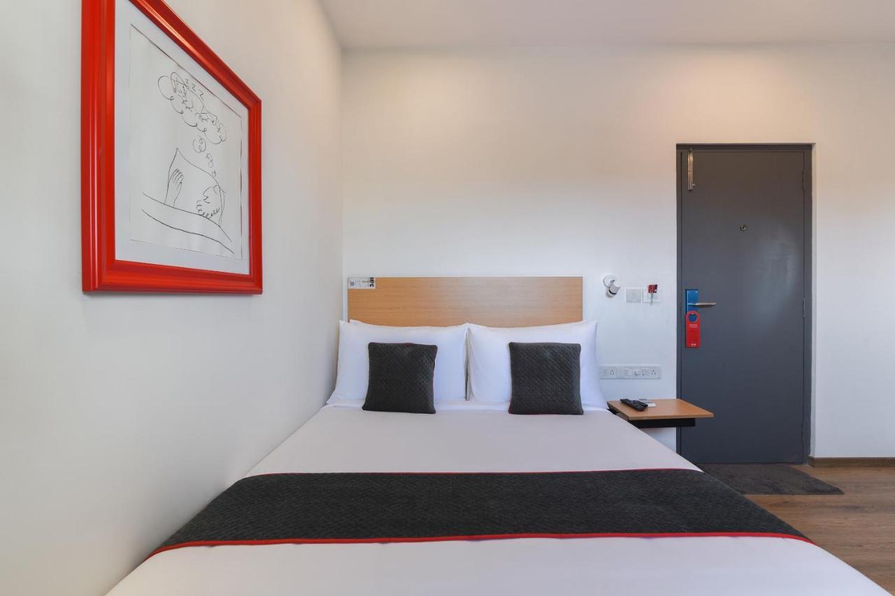 Super Townhouse Spruce Hotels Bellandur Bangalore Buitenkant foto