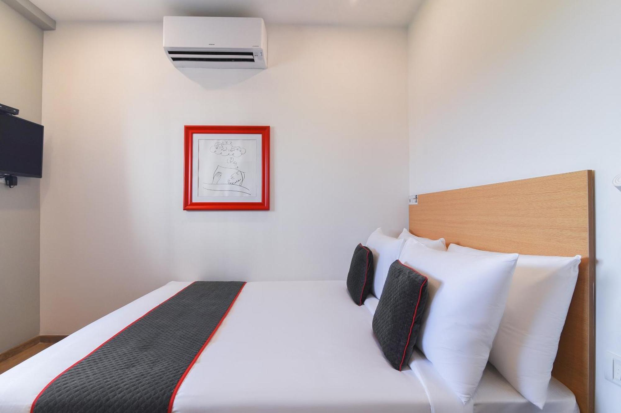 Super Townhouse Spruce Hotels Bellandur Bangalore Buitenkant foto