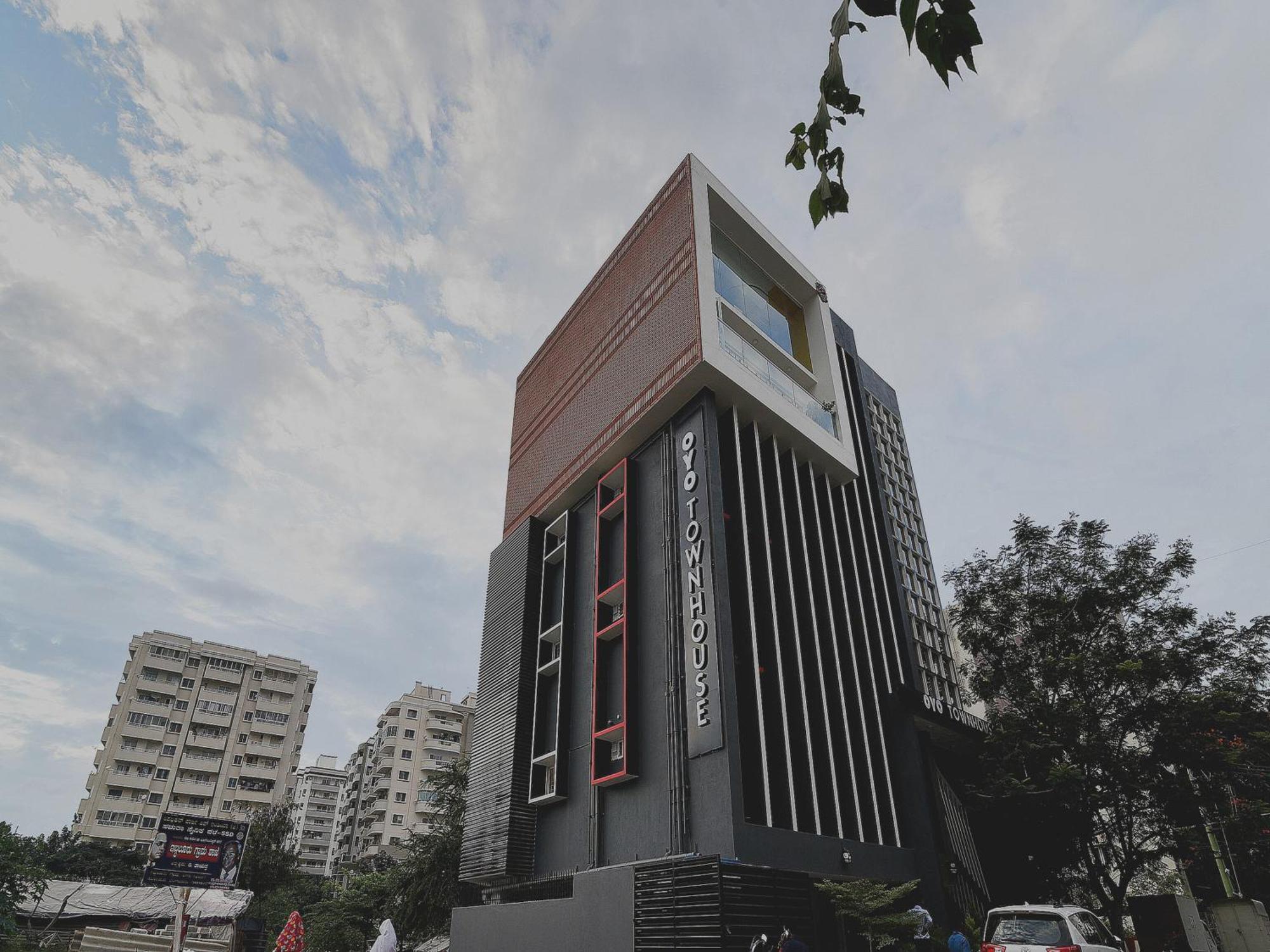 Super Townhouse Spruce Hotels Bellandur Bangalore Buitenkant foto