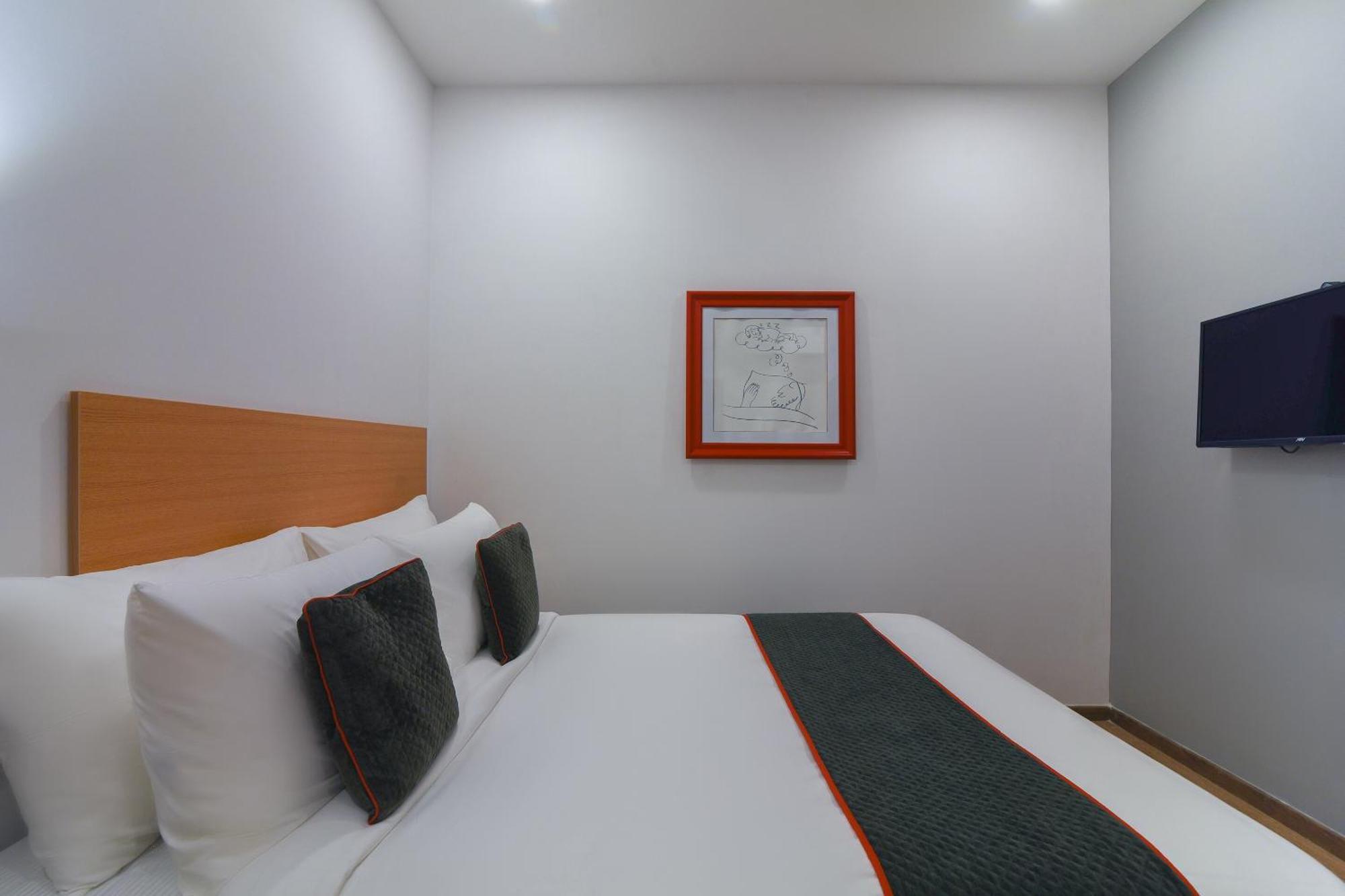 Super Townhouse Spruce Hotels Bellandur Bangalore Buitenkant foto